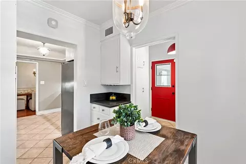 Dining - 3924 N Lime, Long Beach, CA 90807 photo 6 of 6