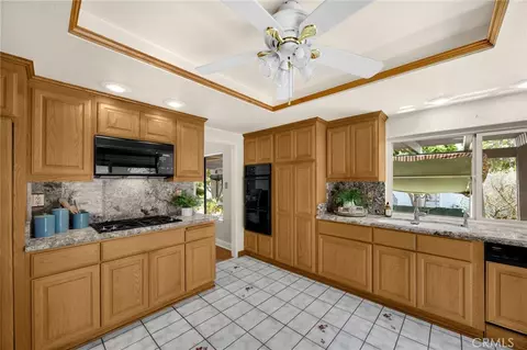 Kitchen - 1160 Alta Mesa, Brea, CA 92821 photo 2 of 2