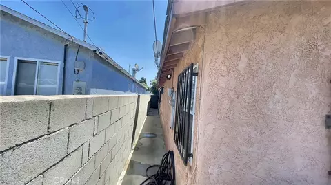 2453 Easy, Long Beach, CA 90810 photo 8