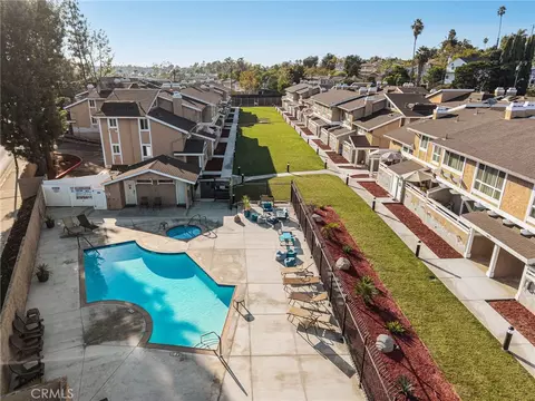 965 W Imperial Hwy #54, La Habra, CA 90631