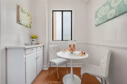 Dining - 315 W 3rd #1011, Long Beach, CA 90802 photo 3 of 5