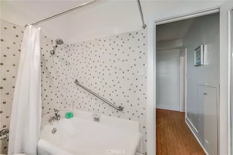 Bath - 315 W 3rd #1011, Long Beach, CA 90802 photo 4 of 4