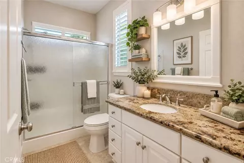 Bath - 14313 Goose St, Eastvale, CA 92880 photo 4 of 9