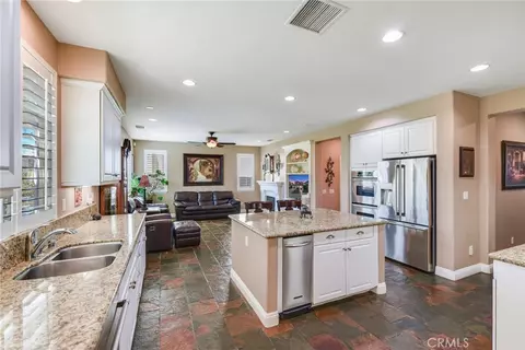 Kitchen - 14313 Goose, Eastvale, CA 92880 photo 3 of 3
