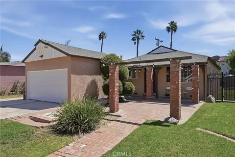 Exterior - 206 E Rosslynn, Fullerton, CA 92832 photo 3 of 6