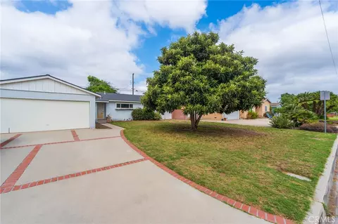 11841 Gary St, Garden Grove, CA 92840