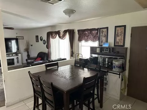 Dining - 320 B, Lemoore, CA 93245 photo 1 of 1