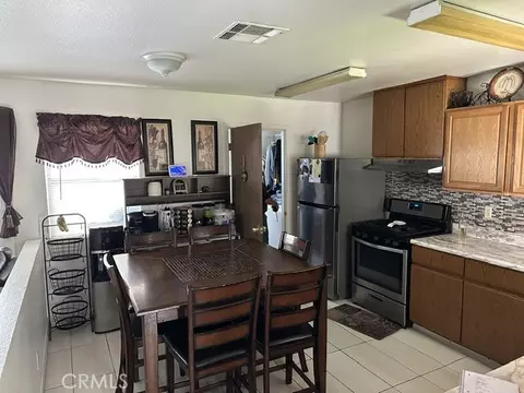 Kitchen - 320 B, Lemoore, CA 93245 photo 1 of 4