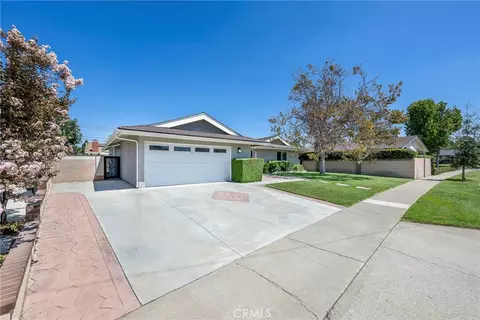 Exterior - 325 E Woodvale Ave, Orange, CA 92865 photo 4 of 8