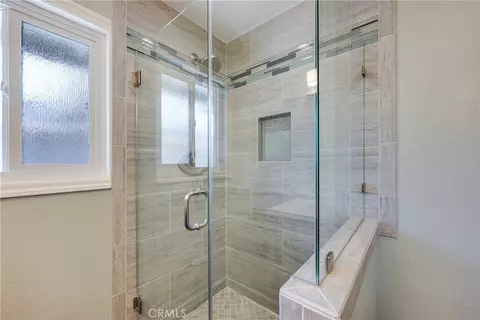 Bath - 325 E Woodvale Ave, Orange, CA 92865 photo 7 of 8