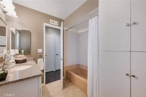 Bath - 325 E Woodvale Ave, Orange, CA 92865 photo 2 of 8