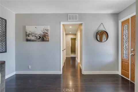 Entry Way - 325 E Woodvale Ave, Orange, CA 92865 photo 2 of 4
