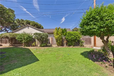 Exterior - 1902 Lees Ave, Long Beach, CA 90815 photo 8 of 14