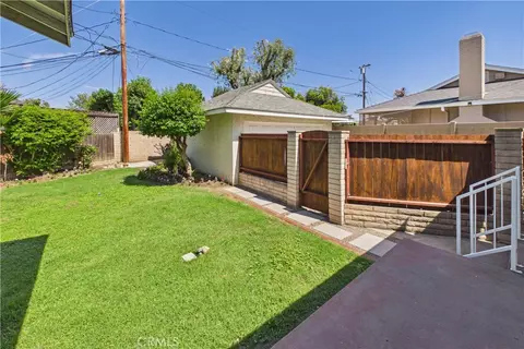 Exterior - 1902 Lees Ave, Long Beach, CA 90815 photo 7 of 14