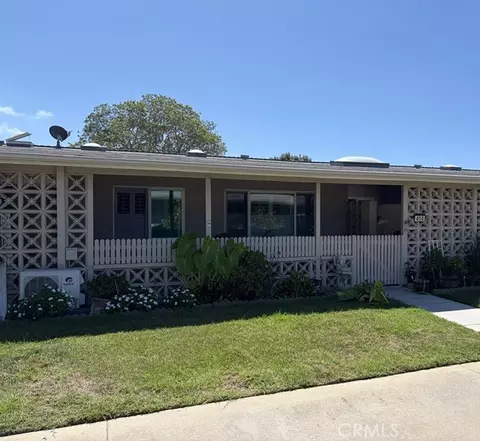 1720 Interlachen Rd #41-G, Seal Beach, CA 90740