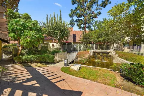 Exterior - 5465 E Centralia, Long Beach, CA 90808 photo 14 of 19