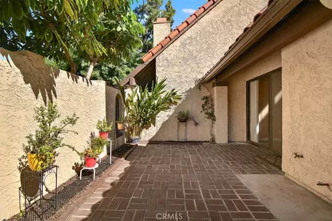 Exterior - 5465 E Centralia, Long Beach, CA 90808 photo 4 of 19