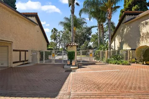 Exterior - 5465 E Centralia, Long Beach, CA 90808 photo 9 of 19