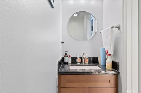 Bath - 941 Laguna Dr, Fullerton, CA 92835 photo 4 of 4