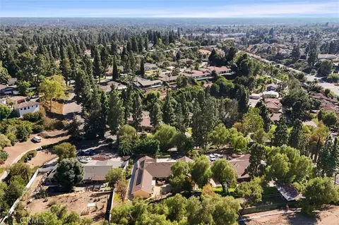 View/Area - 941 Laguna Dr, Fullerton, CA 92835 photo 2 of 3