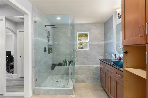 Bath - 941 Laguna Dr, Fullerton, CA 92835 photo 1 of 4