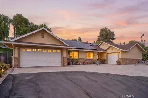 Exterior - 941 Laguna Dr, Fullerton, CA 92835 photo 2 of 14