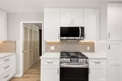 Kitchen - 1429 E Fairway, Orange, CA 92866 photo 2 of 3