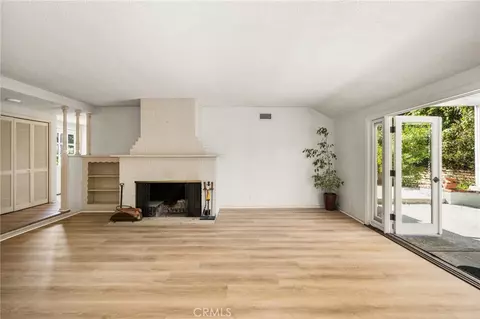 Living - 1429 E Fairway, Orange, CA 92866 photo 2 of 4