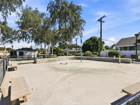 Exterior - 211 Martha Pl, Fullerton, CA 92833 photo 12 of 13