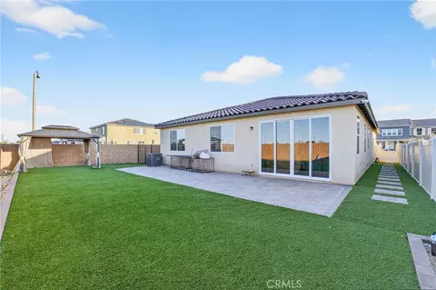 Exterior - 2125 E Jackman, Lancaster, CA 93535 photo 6 of 14
