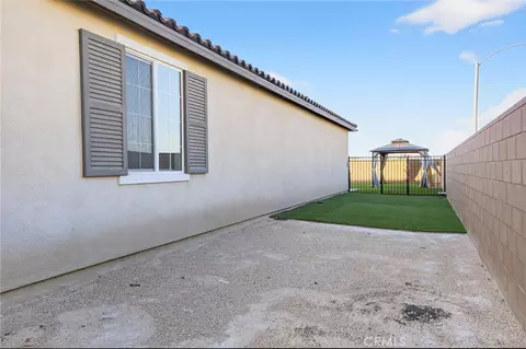 Exterior - 2125 E Jackman, Lancaster, CA 93535 photo 10 of 14