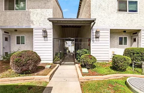 Exterior - 8451 Cedarview Ct, Cypress, CA 90630 photo 5 of 5