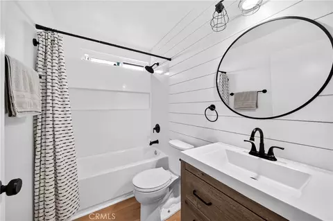 Bath - 8451 Cedarview Ct, Cypress, CA 90630 photo 2 of 2