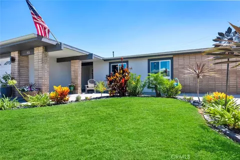 Exterior - 352 Eagle Dr, Placentia, CA 92870 photo 5 of 15