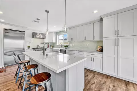 Kitchen - 352 Eagle Dr, Placentia, CA 92870 photo 8 of 11