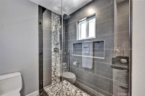 Bath - 352 Eagle Dr, Placentia, CA 92870 photo 3 of 5