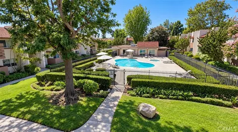 17574 Vandenberg #11, Tustin, CA 92780