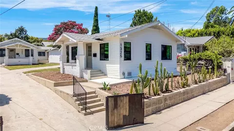 1325 Talmadge St, Los Angeles, CA 90027