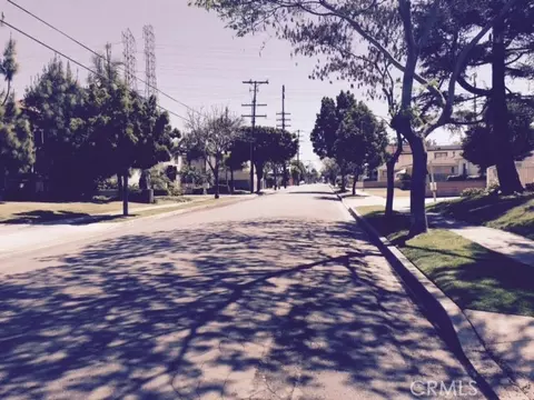 8803 Cedar, Bellflower, CA 90706 photo 8