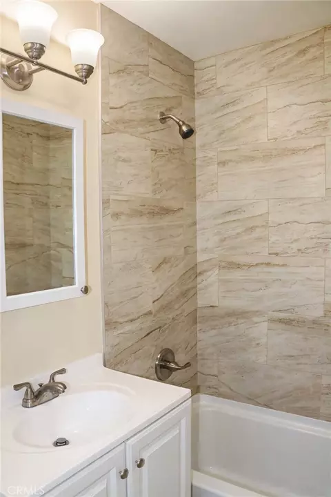 Bath - 2404 W 153rd, Compton, CA 90220 photo 1 of 2
