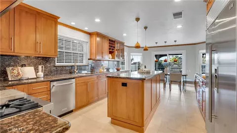 Kitchen - 6139 E West Vw, Orange, CA 92869 photo 4 of 5