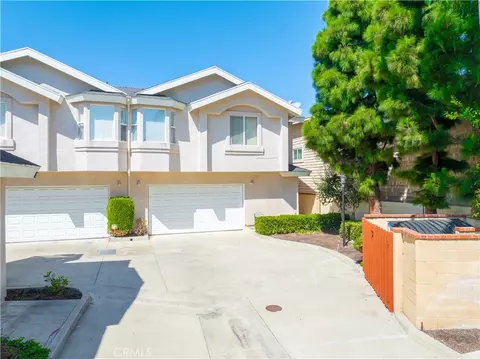 2239 Pacific, Costa Mesa, CA 92627