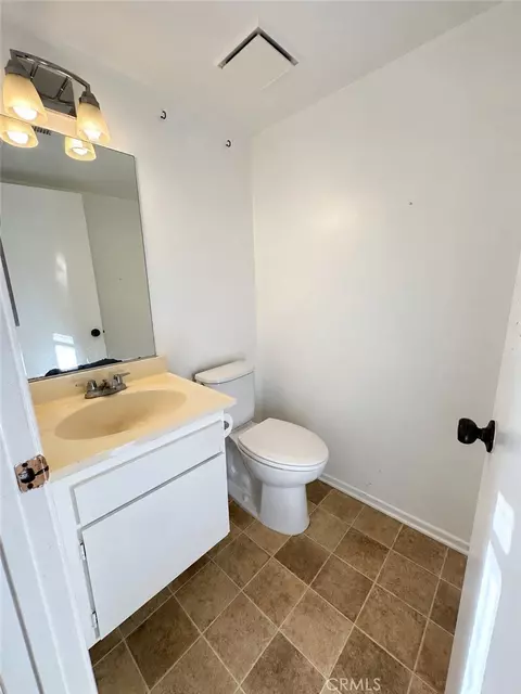 Bath - 2 Greenleaf, Irvine, CA 92604 photo 1 of 2