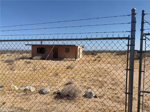 Exterior - 60849 Adele Rd, Landers, CA 92285 photo 5 of 5