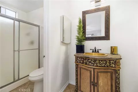 Bath - 6897 Crest Ave, Riverside, CA 92503 photo 2 of 2