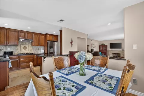 Dining - 111 E Palmdale, Orange, CA 92865 photo 1 of 5