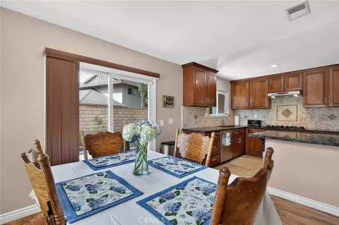 Dining - 111 E Palmdale, Orange, CA 92865 photo 2 of 5