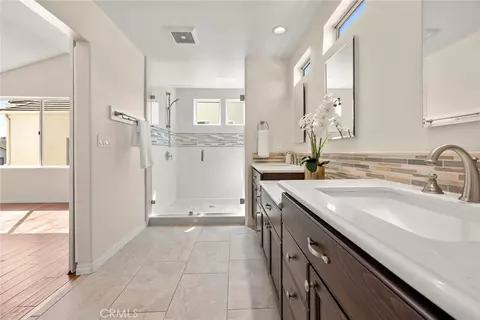 Bath - 1513 Bergman Ct, Brea, CA 92821 photo 3 of 4