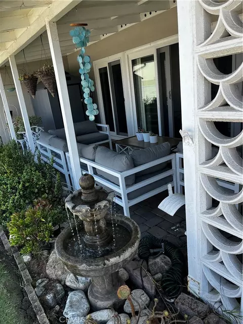 1842 Thunderbird Dr #1K, Seal Beach, CA 90740