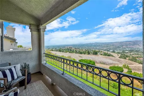 7833 E Viewrim, Anaheim, CA 92808